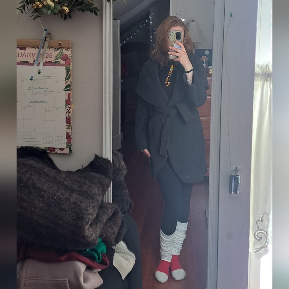Tahari 60% Wool Wrap Coat